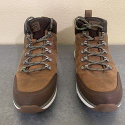 UGG Men’s Olivert Snow/Hiking Boots