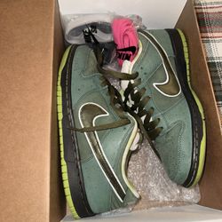 Nike Dunk Sb Low Green Lobster Size 8.5