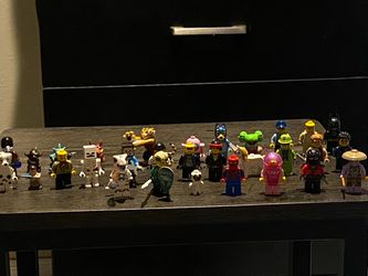 Mini figures Spider-Man,ninjago,bluey etc.