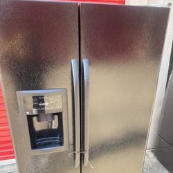 Refrigerator GE