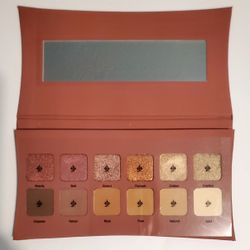 Illamasqua Artistry Unveiled 12 Pan Shades Eyeshadow Eye Shadow Palette

 / NWOT / Never Been Worn 