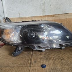 2011 2014 toyota sienna passenger halogen headlight