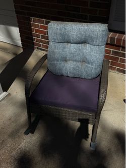 Wicker/Glass Patio Set