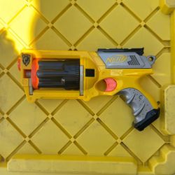 Nerf N-Strike Maverick REV-6
