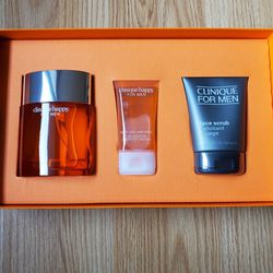 Clinique For Him 3-pc Skincare & Fragrance Gift Set For Men for Sale in Brick Township, NJ - OfferUp