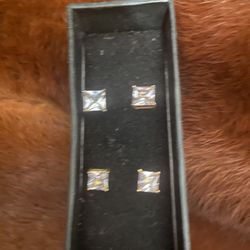 4 CT’s  And  2CT’s Princess Cut White Topaz Held In 14K Gold.