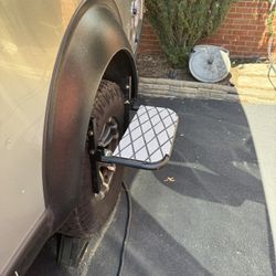 HitchMate, Tire Step Or Shelf