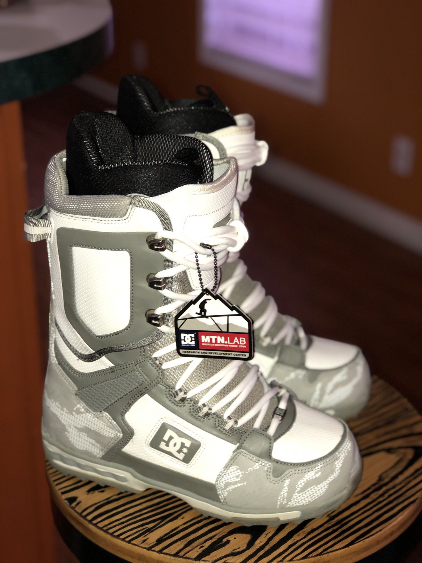 DC snow board boots