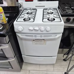 Hotpoint Gas Stove 24 