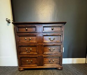 Four drawer dresser