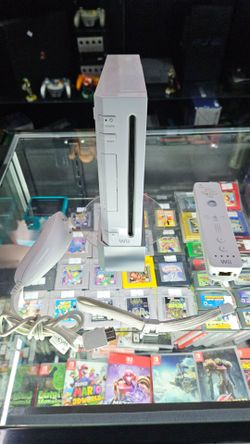 Nintendo Wii (games sold seperately)