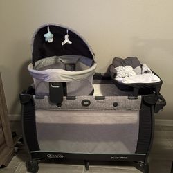Graco Pack 'n Play - Travel Dome LX Playard 
