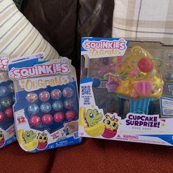 Squinkies Cupcake Surprise Bake Shop- NEW