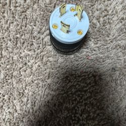 YOUCHENG  Turn And Pull Plug