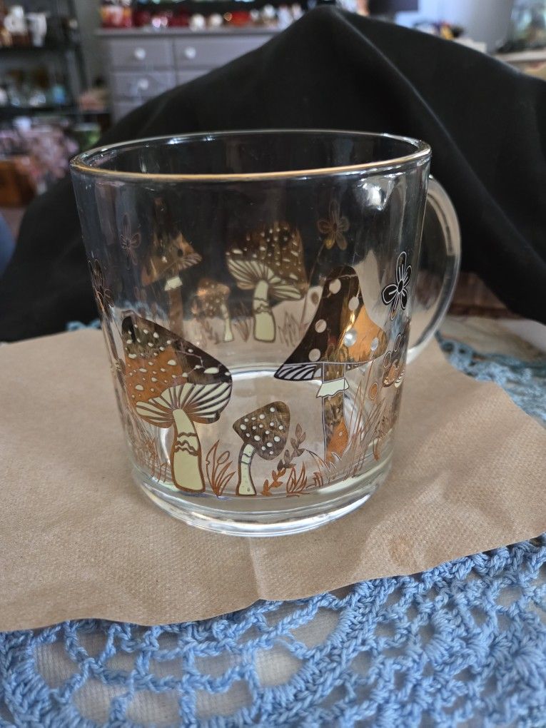 Retro Inspired Gold Mushroom Clear Glass Mug