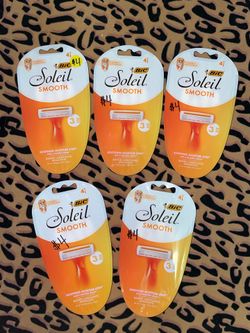 5🔥Bic shavers bundle all 5 for $20 firm on price