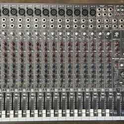 Mackie CFX20 Mixer
