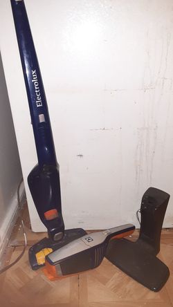 Two in one vacuum cleaner for sale cordless