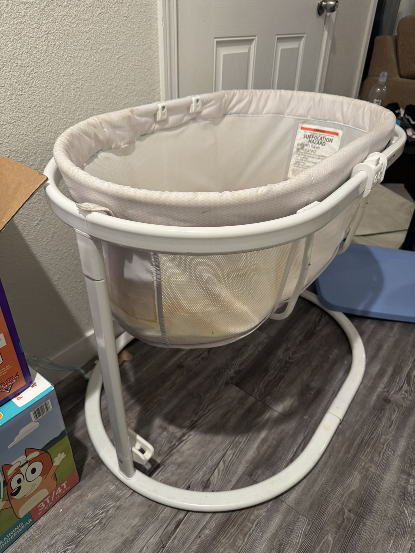 Bassinet 