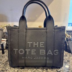 Marc Jacob’s The Tote Black Leather Small