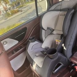 2 Car Seats Used 1 Time