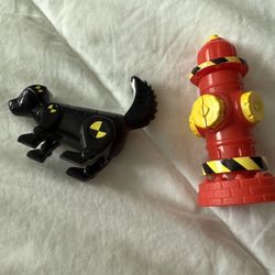 Incredible Crash Dummies: Stink Bomb the Skunk & Fire Hydrant