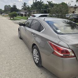 Nissan Altima 2013