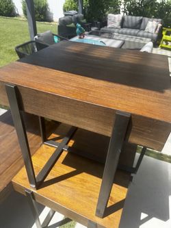 Coffee table and 2 end table
