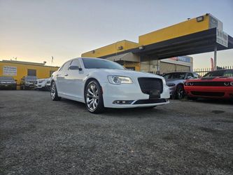 2018 Chrysler 300