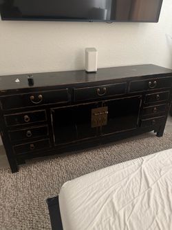 Cabinet Dresser Entry way