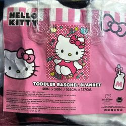 HELLO KITTY BABY / TODDLER BLANKET 
