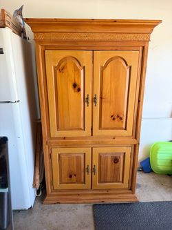 Lexington Armoire, Wardrobe, Cedar,