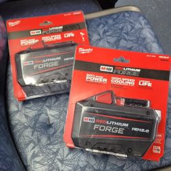 》》》***Brand New Sealed***《《《Milwaukee M18 Forge HD 12.0ah •(x2)