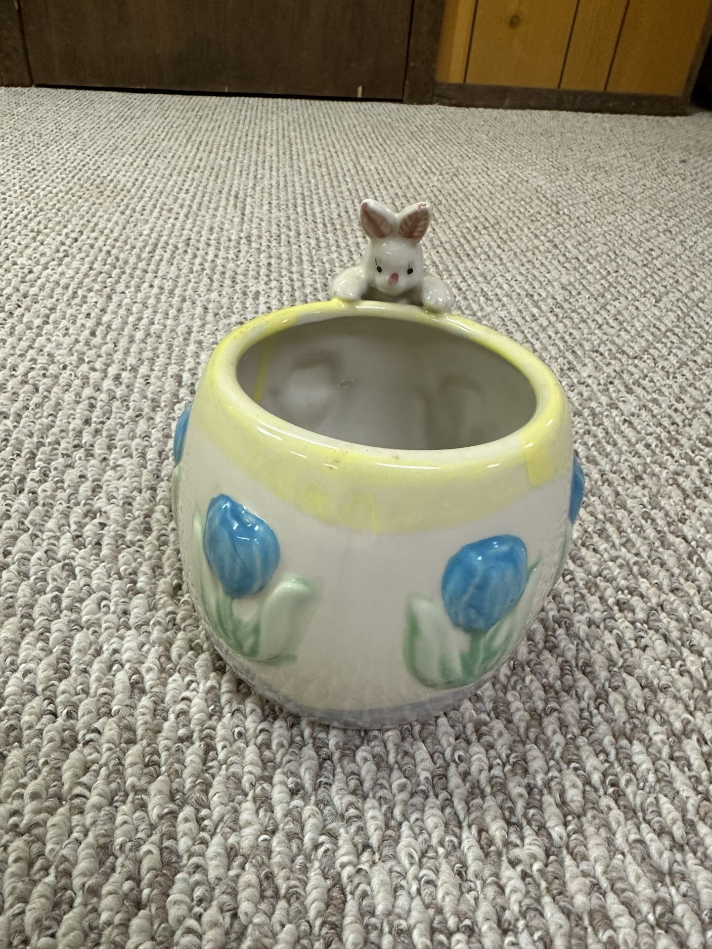 Flower pot