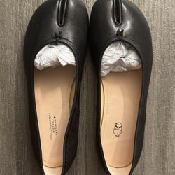 WoodchuckSato Black Leather Split-Toe Tabi Ballerina Flats