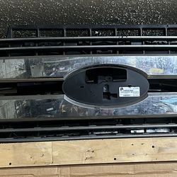 2019 Ford F-350 OEM Front Bumper – Brand New