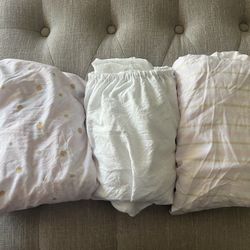 6 Crib Sheets $15
