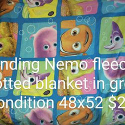 Finding Nemo Knotted Fleece Blanket 