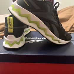 Reebok Sneakers