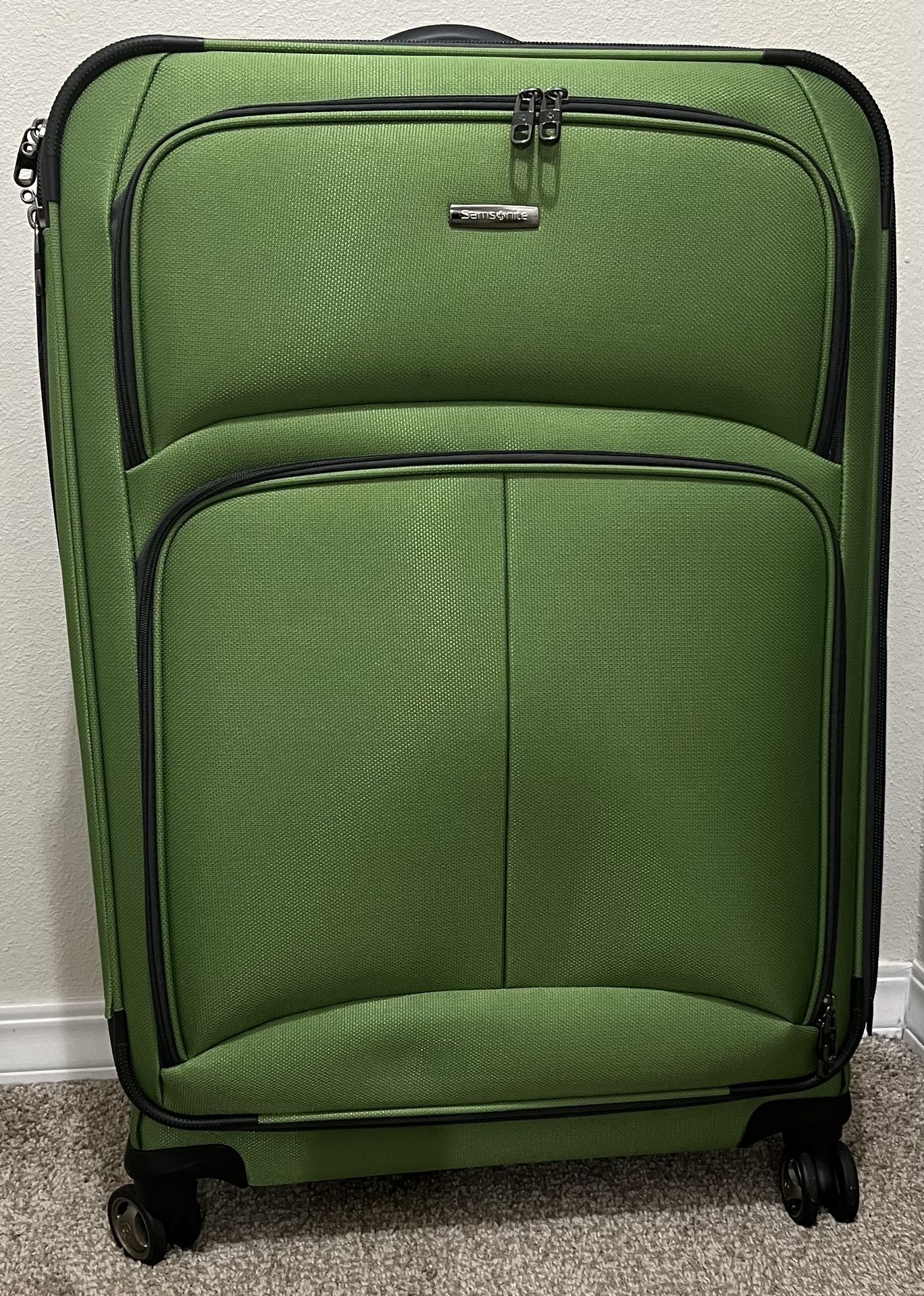 Samsonite Luggage Suitcase