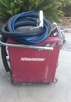 Carpet cleaner good condition.