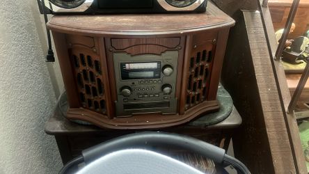 Radio/ CD. Player & Record Player 