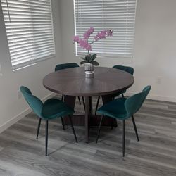 Modern 5 Piece  Dining Set Emerald Green Faux suede 