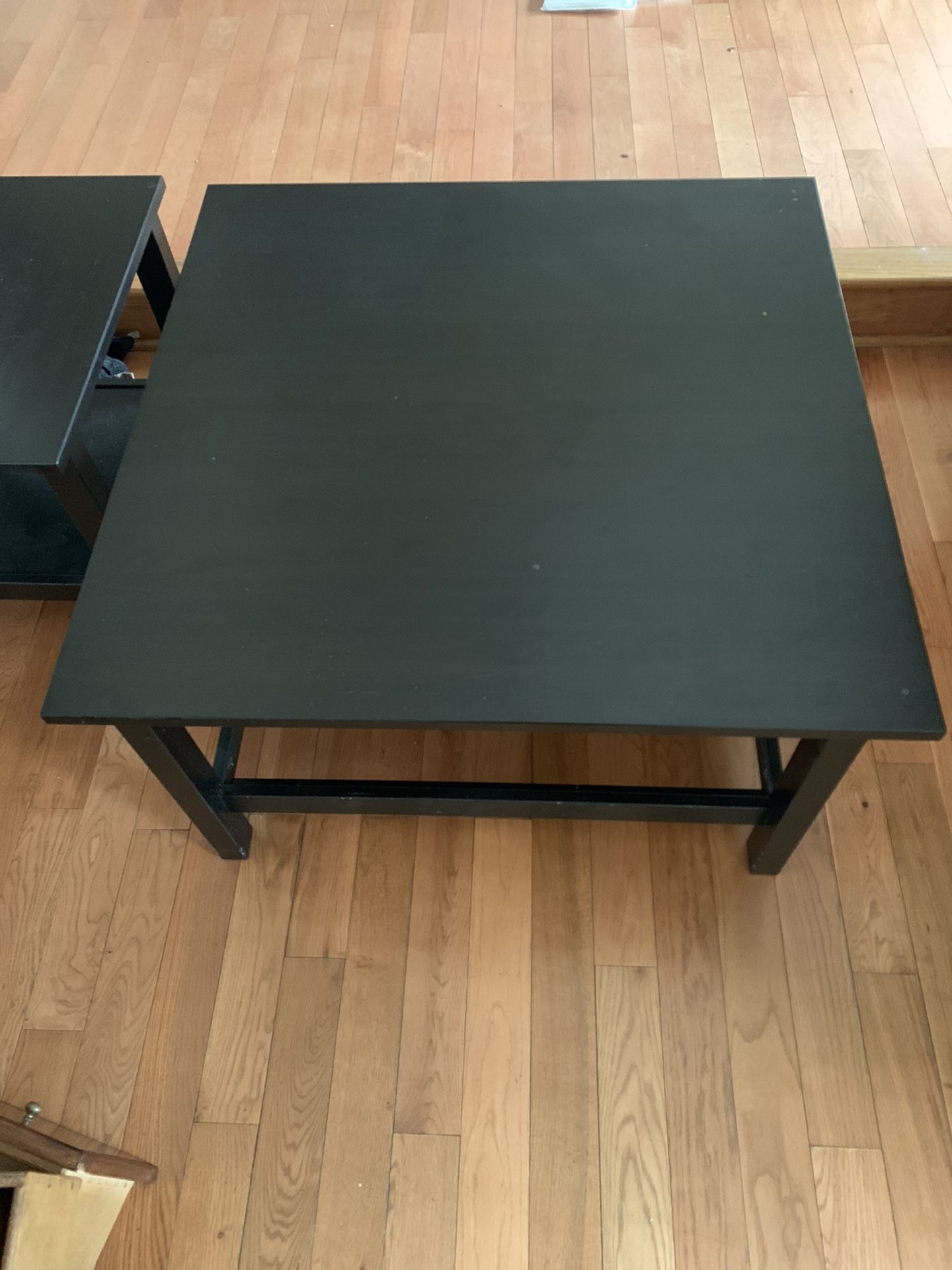 Coffee table and 2 end tables (Black)