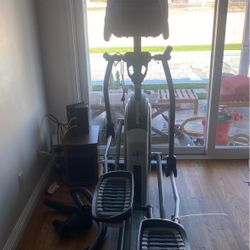 NordicTrack Elliptical Commercial 14.9