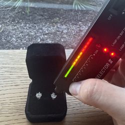 VVS1 Moissanite Earings