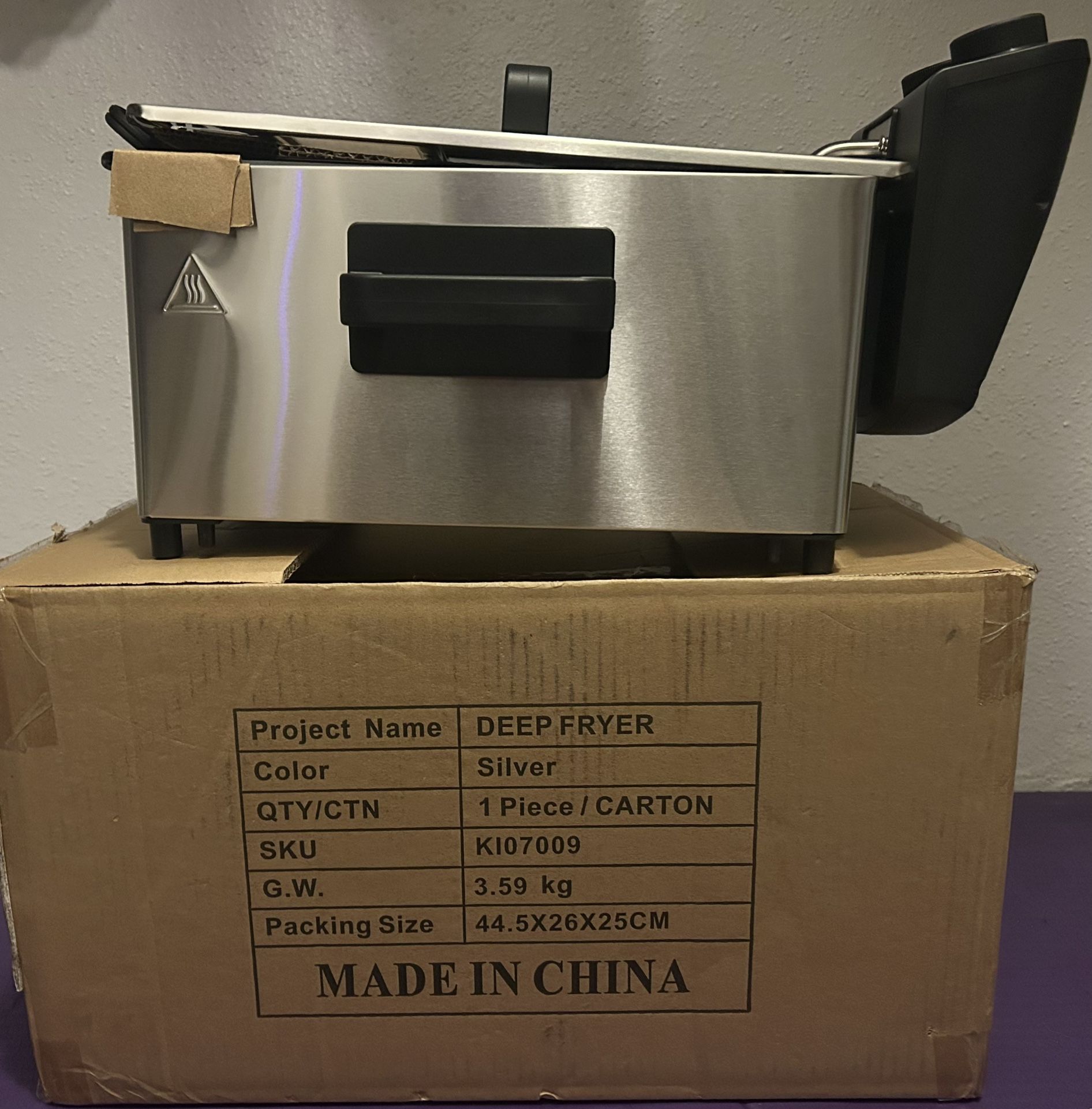 1 Carton Deep Fryer