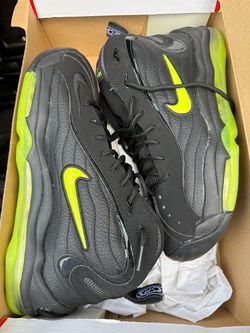 Uptempo size 10
