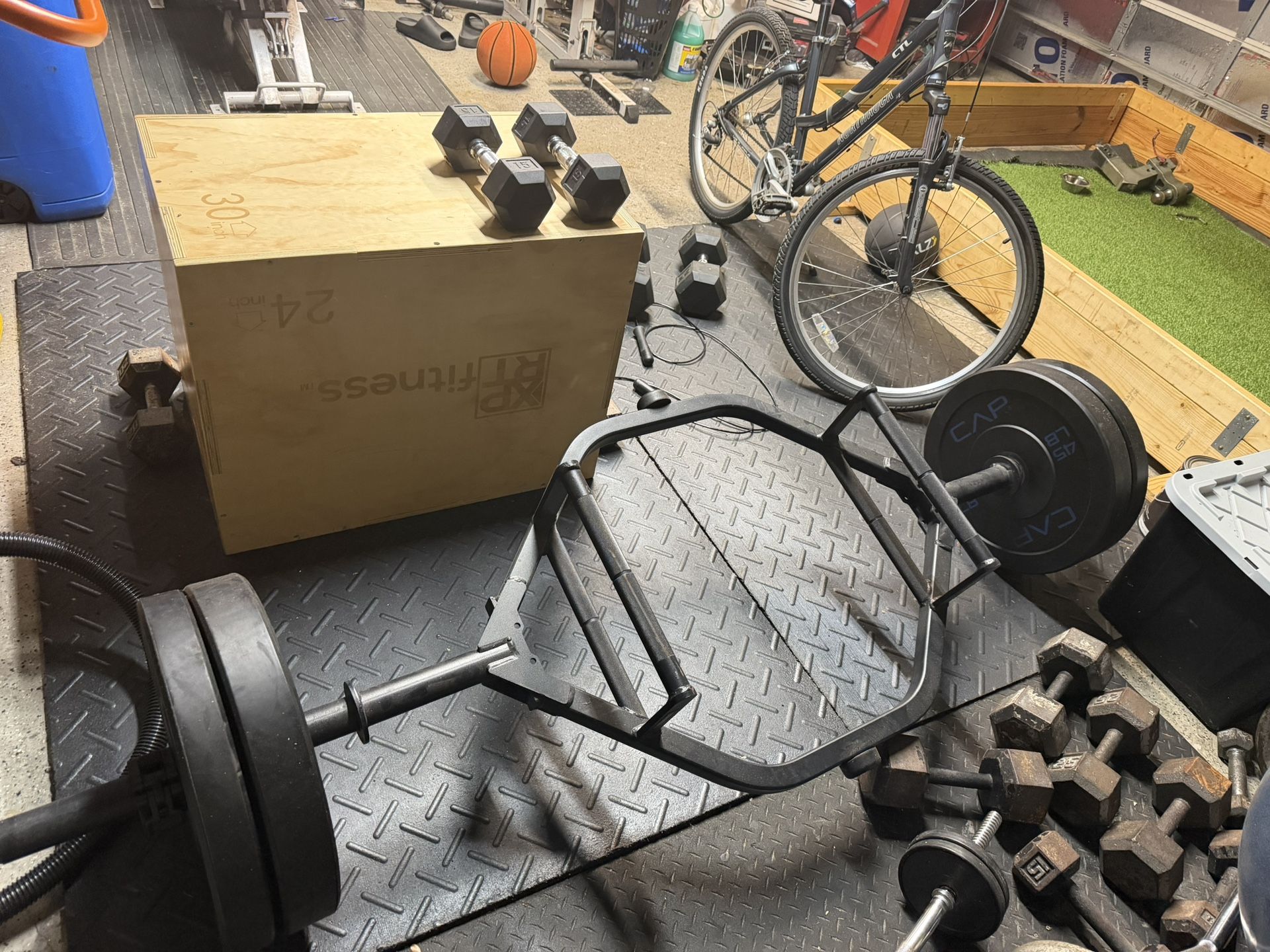 Weights Bumper Plates Pretty New 