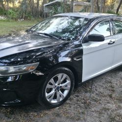 2014 Ford Taurus